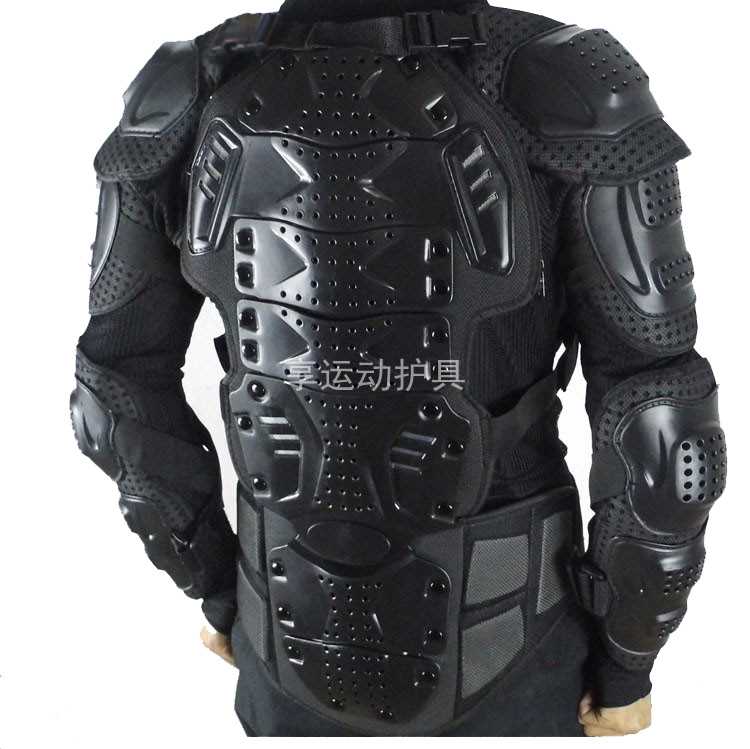 恢复不错塔图姆晒健身房力量训练脚上不再佩戴护具