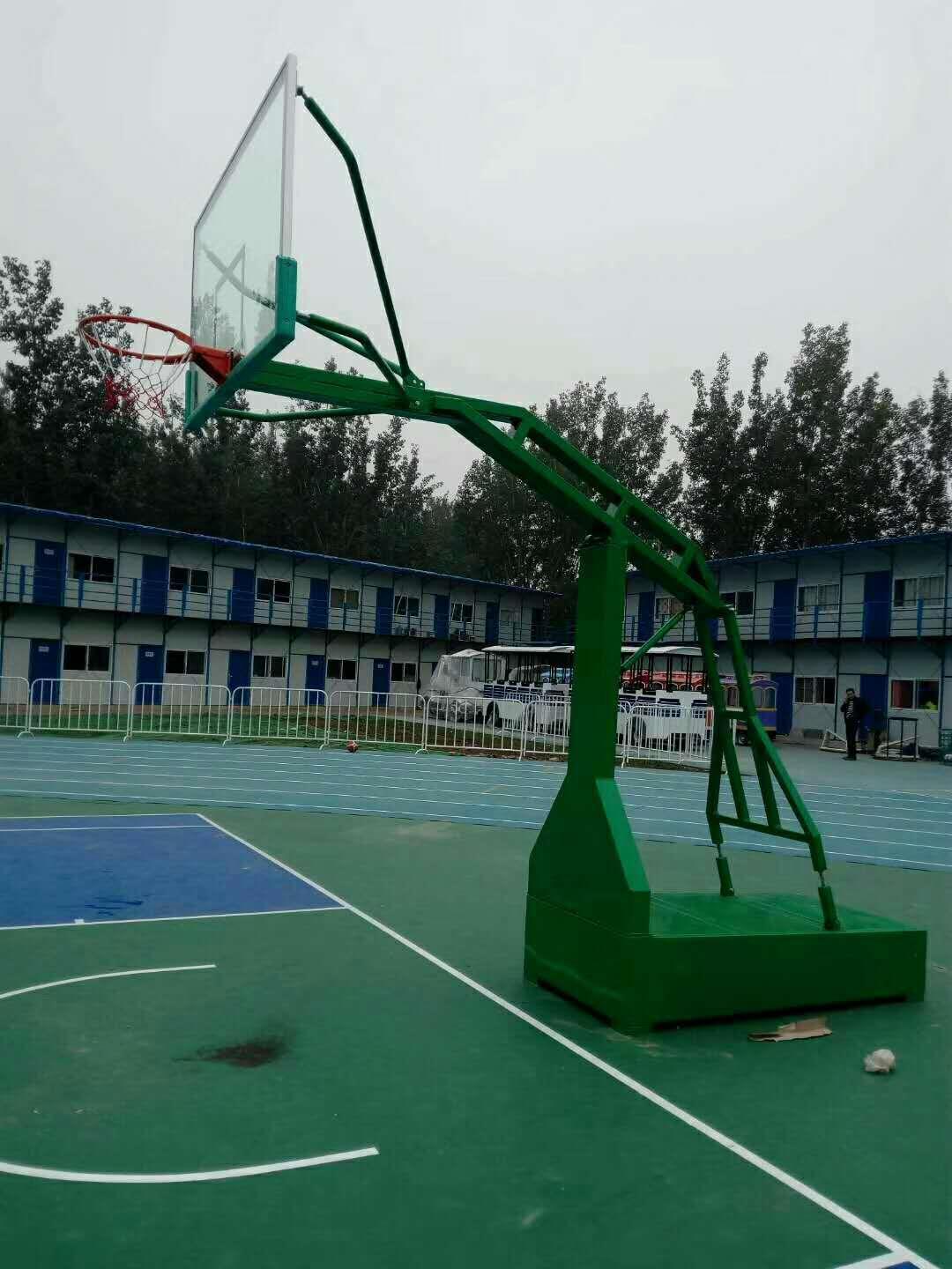 江苏德胜体育用品取得篮球架生产折弯装置专利能提高对钢板的折弯塑性效果